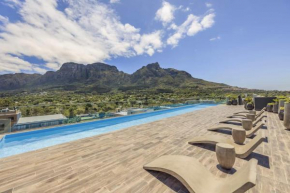 Newlands Peak Apartments